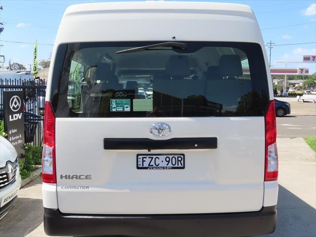 2021 Toyota Hiace Commuter