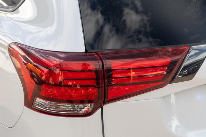 2020 Mitsubishi Outlander Black Edition