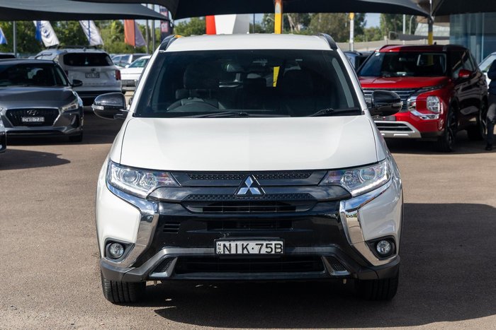 2020 Mitsubishi Outlander Black Edition