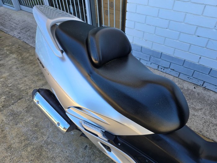 2004 HONDA NSS250 FORZA silver