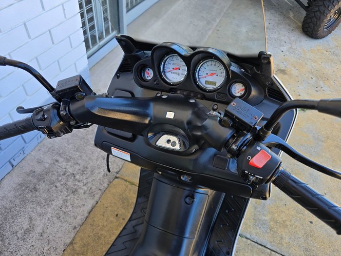 2004 HONDA NSS250 FORZA silver