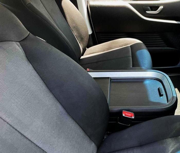 2022 Hyundai STARIA