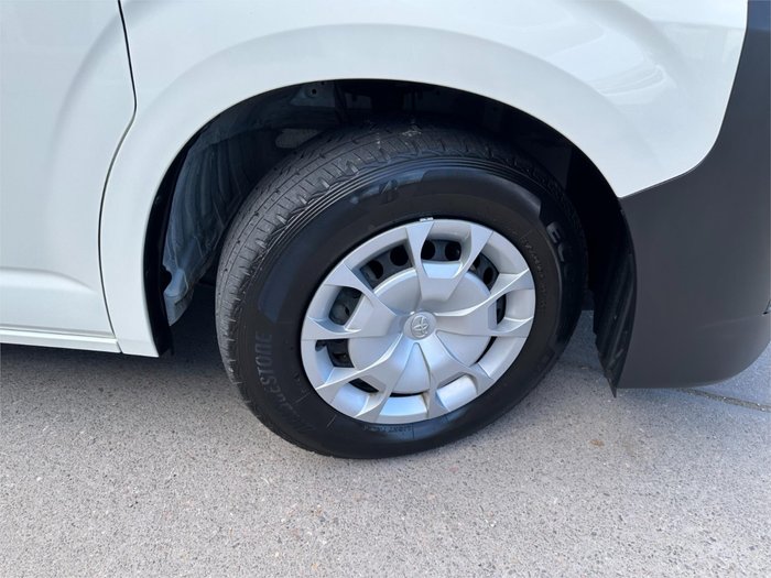 2022 TOYOTA HIACE LWB GDH300R WHITE