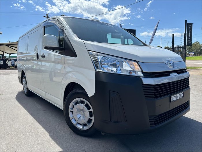 2022 TOYOTA HIACE LWB GDH300R WHITE