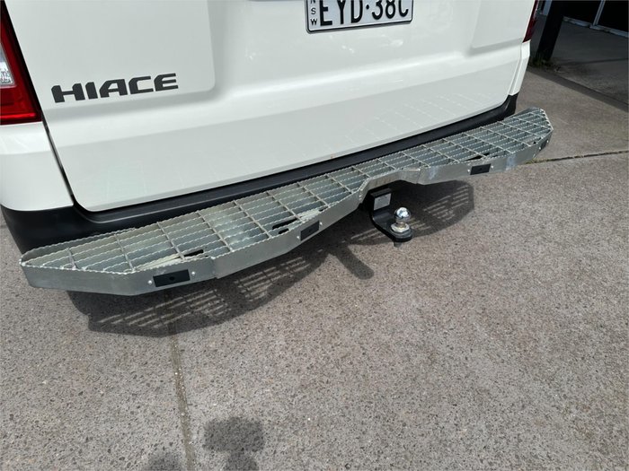 2022 TOYOTA HIACE LWB GDH300R WHITE