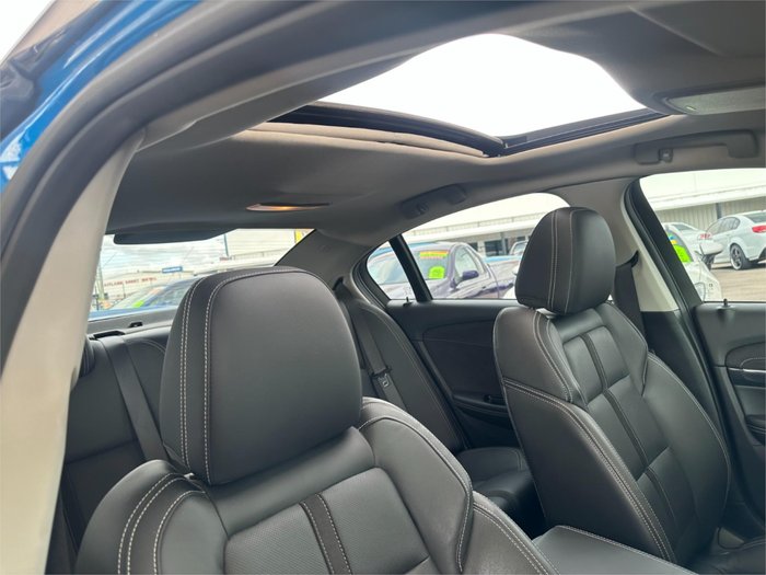 2014 HOLDEN COMMODORE SS-V VF Blue