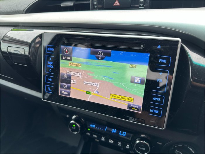 2017 TOYOTA HILUX SR5 (4x4) GUN126R BLUE