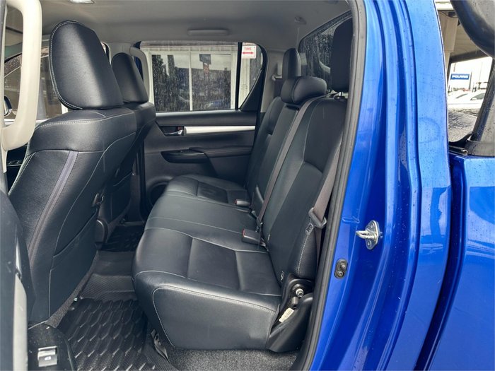 2017 TOYOTA HILUX SR5 (4x4) GUN126R BLUE