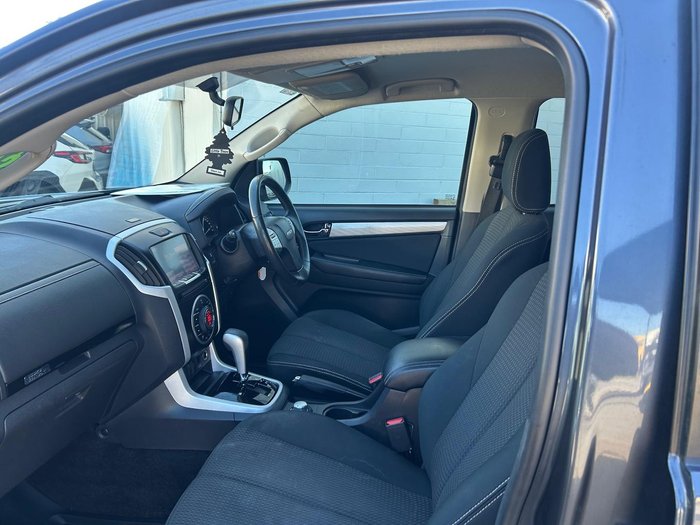 2017 Isuzu MU-X LS-U