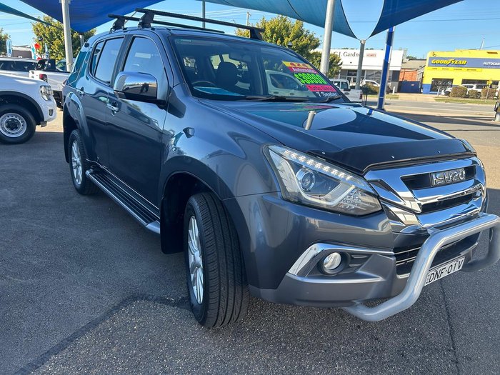 2017 Isuzu MU-X