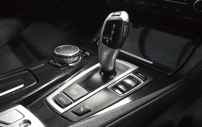 2015 BMW 5 Series 520i M Sport F10 LCI Glacier Silver