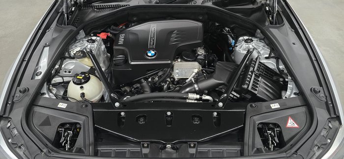 2015 BMW 5 Series 520i M Sport F10 LCI Glacier Silver