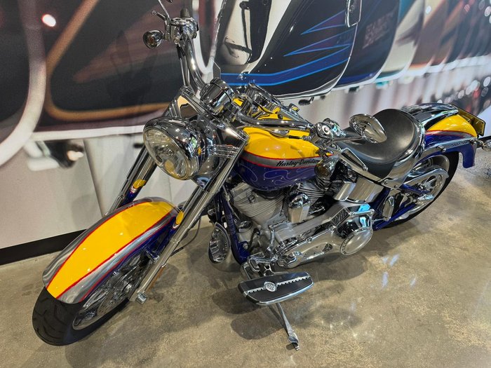 2006 Harley-Davidson Screamin' Eagle Fat Boy 1690 (FLSTFSE) CVO Blue