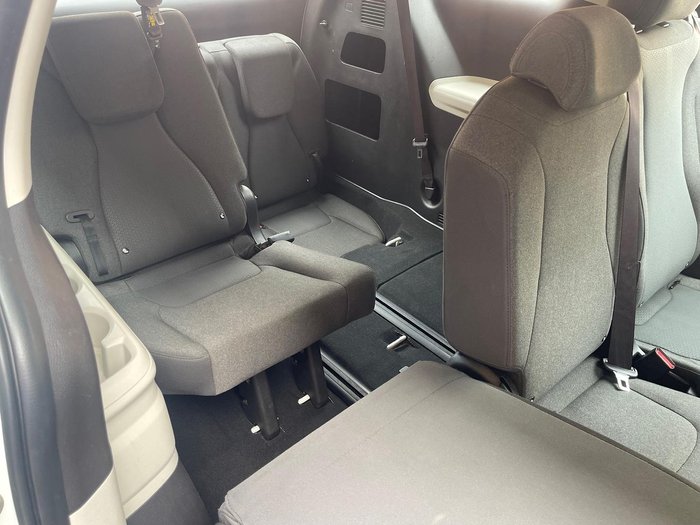 2021 Kia Carnival S