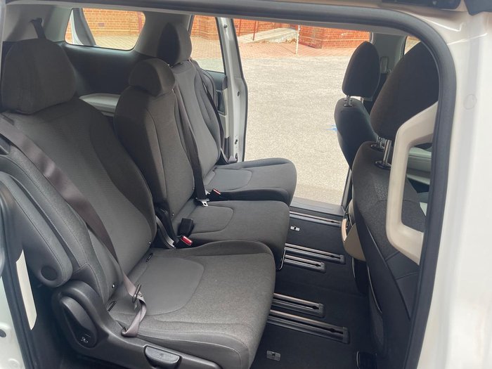 2021 Kia Carnival S