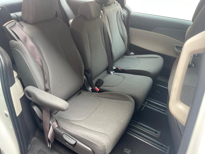 2021 Kia Carnival S