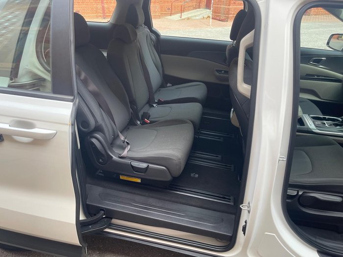 2021 Kia Carnival S