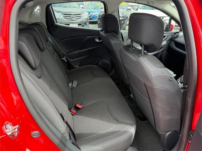 2017 RENAULT CLIO ZEN