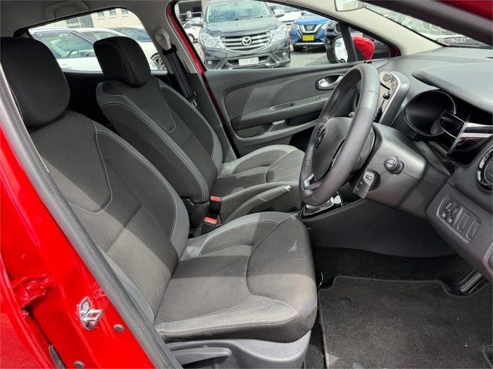 2017 RENAULT CLIO ZEN