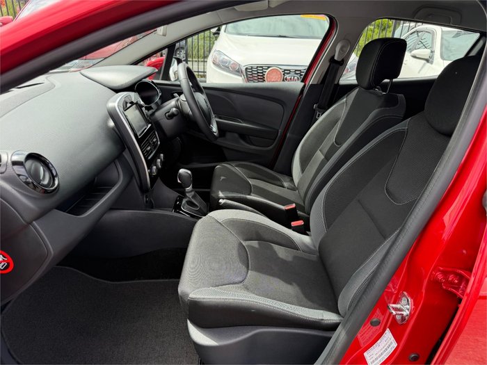 2017 RENAULT CLIO ZEN