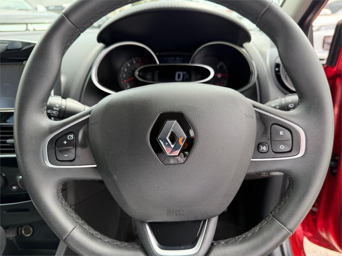 2017 RENAULT CLIO ZEN