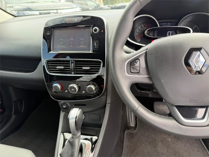 2017 RENAULT CLIO ZEN