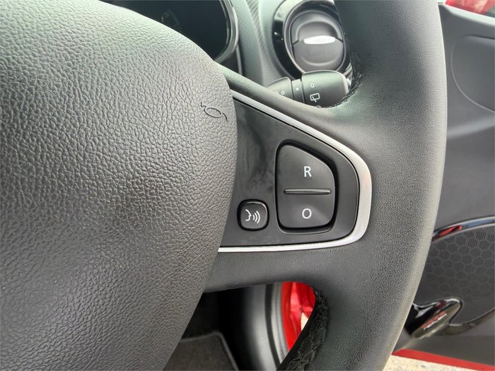 2017 RENAULT CLIO ZEN