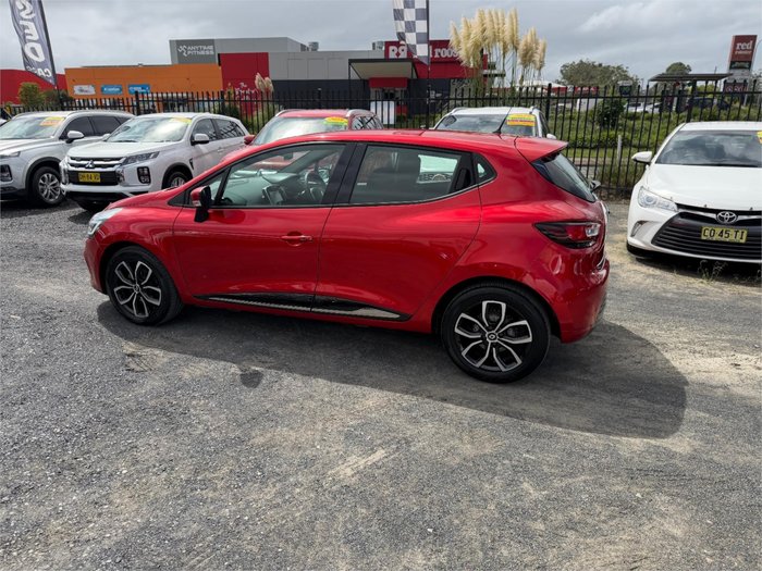 2017 RENAULT CLIO ZEN