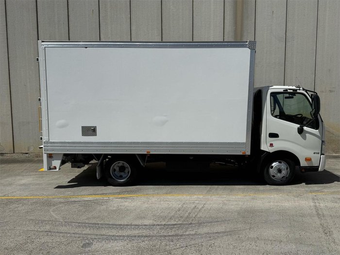 2022 Hino 300 Series 616