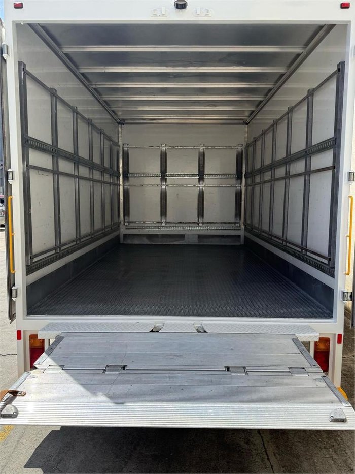 2022 Hino 300 Series 616