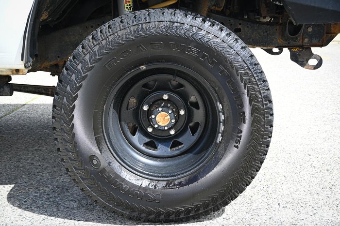 2004 Toyota Landcruiser Standard