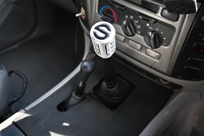 2004 Toyota Landcruiser Standard