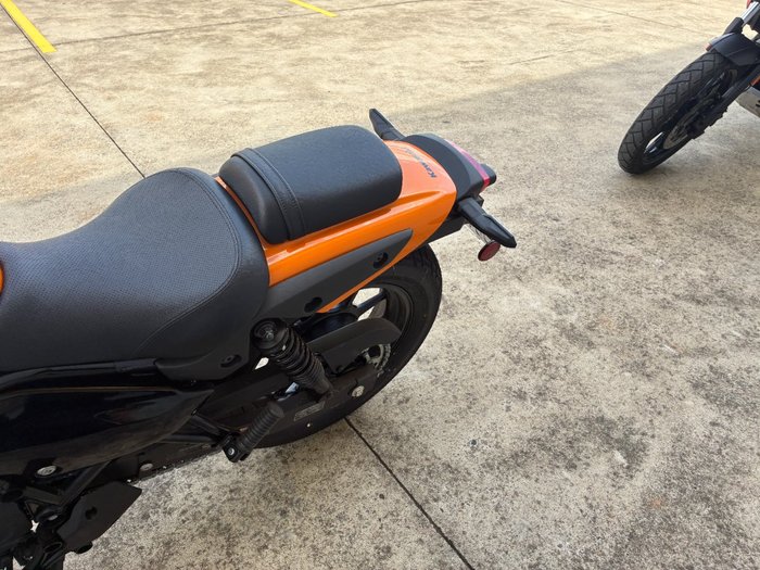 2024 Kawasaki ELIMINATOR Orange