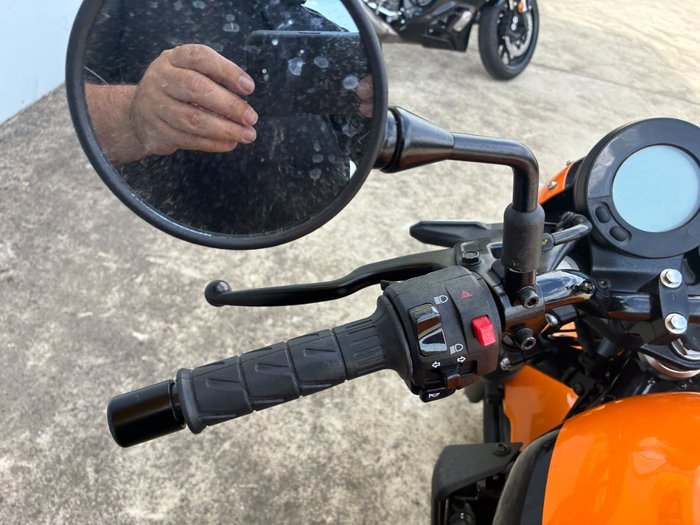 2024 Kawasaki ELIMINATOR Orange