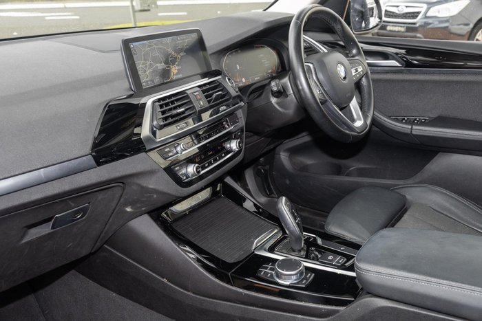 2021 BMW X3 sDrive20i