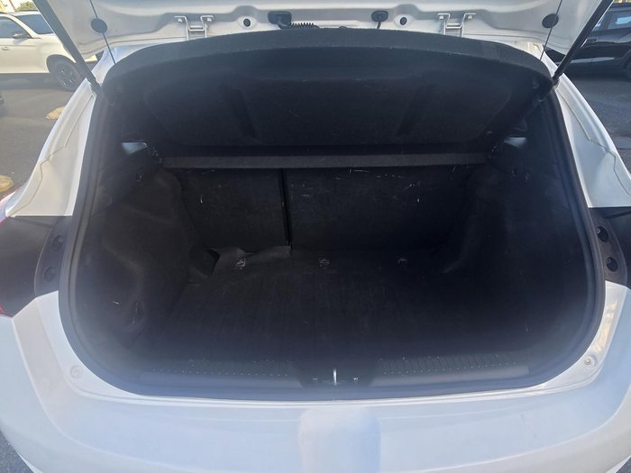 2016 Hyundai i30 Active GD4 Series II MY17 Polar White