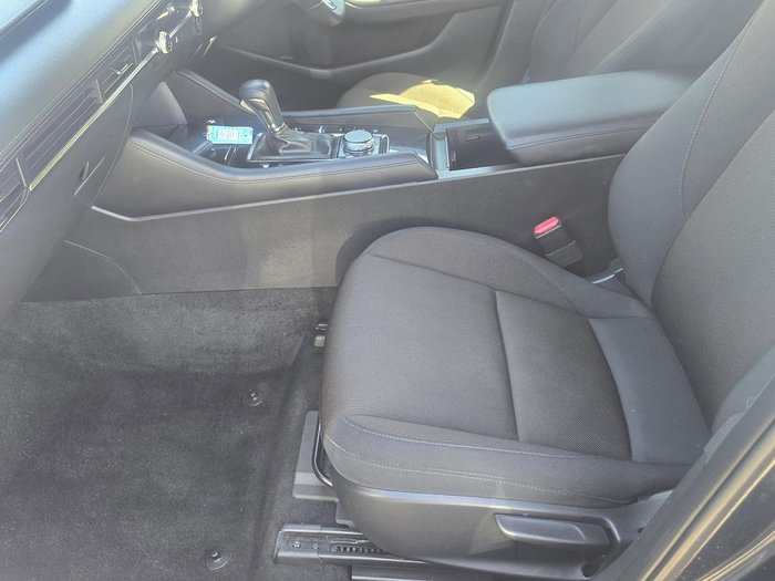 2022 Mazda 3 G20 Evolve