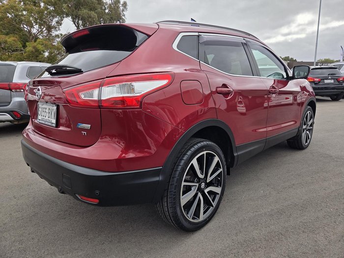 2016 Nissan QASHQAI Ti