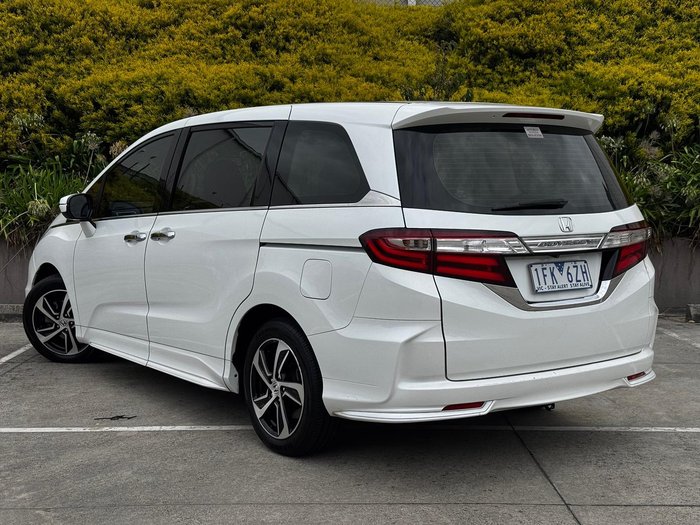 2015 Honda Odyssey VTi-L 5th Gen MY15 White Orchid