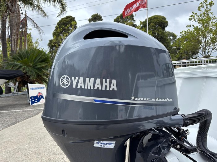 2026 QUINTREX 520 Fishabout