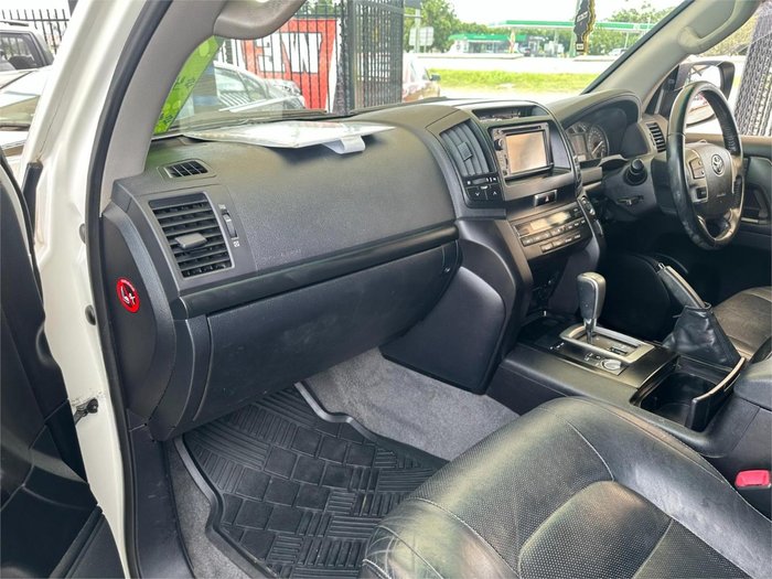 2012 Toyota Landcruiser Altitude VDJ200R Crystal Pearl