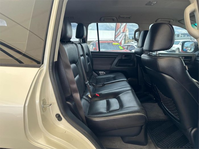 2012 Toyota Landcruiser Altitude VDJ200R Crystal Pearl