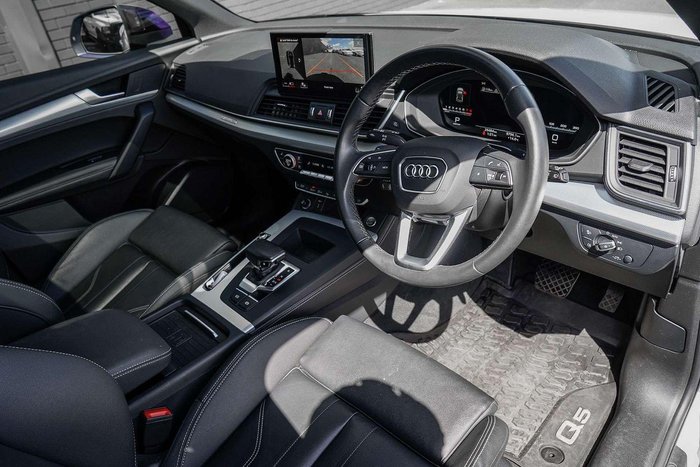 2023 Audi Q5 45 TFSI Dynamic Black