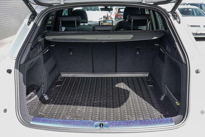 2023 Audi Q5 45 TFSI Dynamic Black