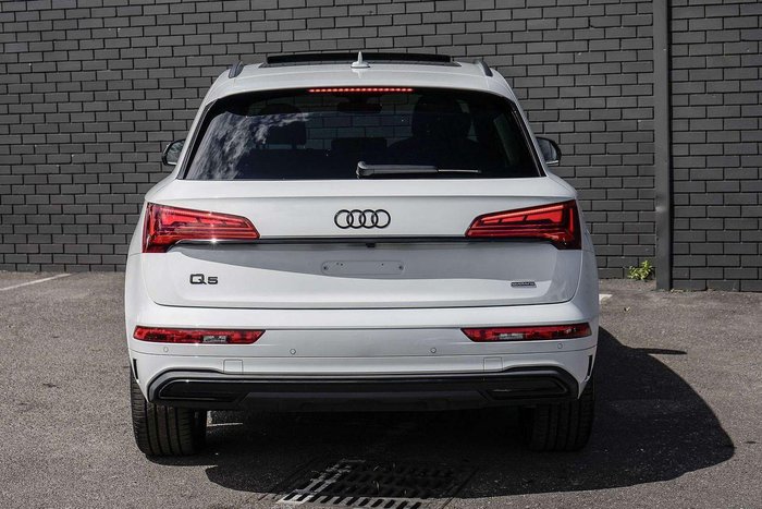2023 Audi Q5 45 TFSI Dynamic Black