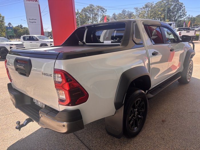 2025 Toyota Hilux