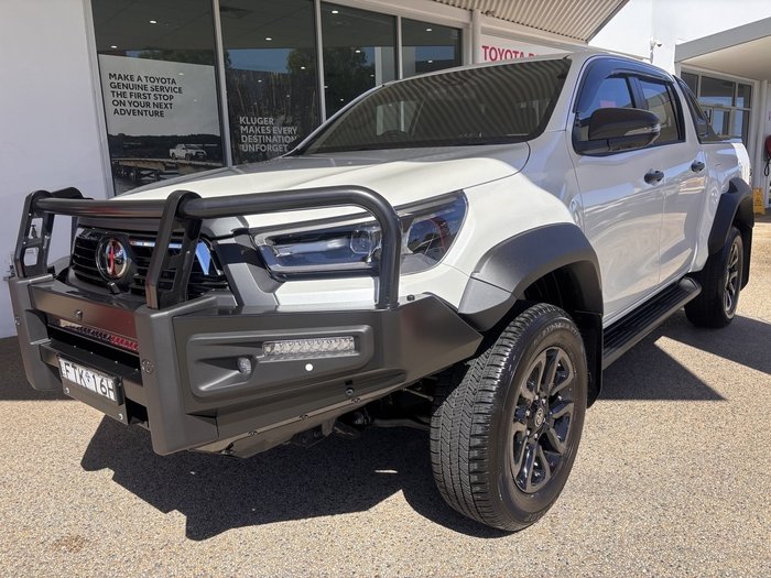 2025 Toyota Hilux