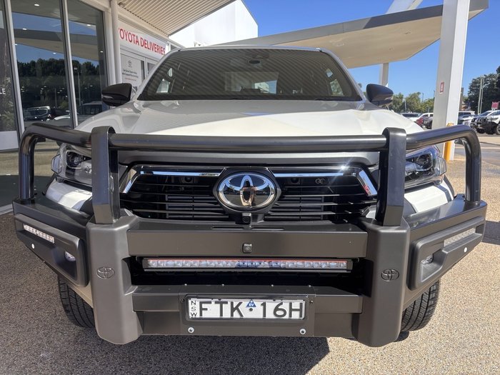 2025 Toyota Hilux