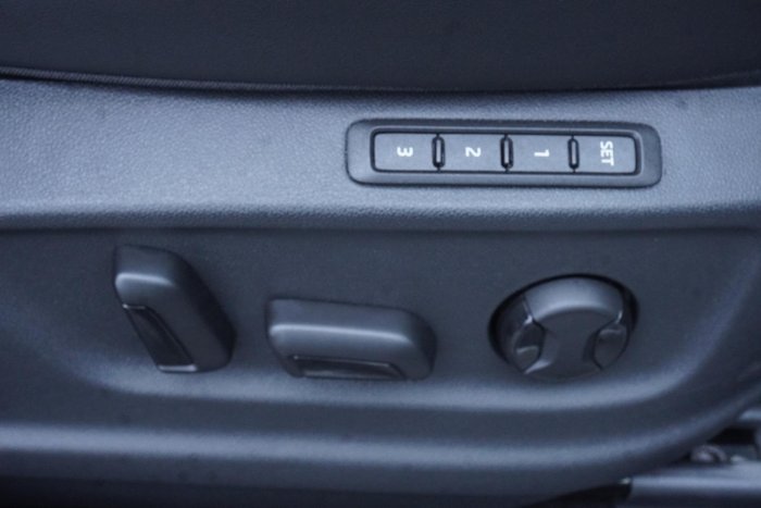 2025 SKODA Karoq 140TSI Sportline