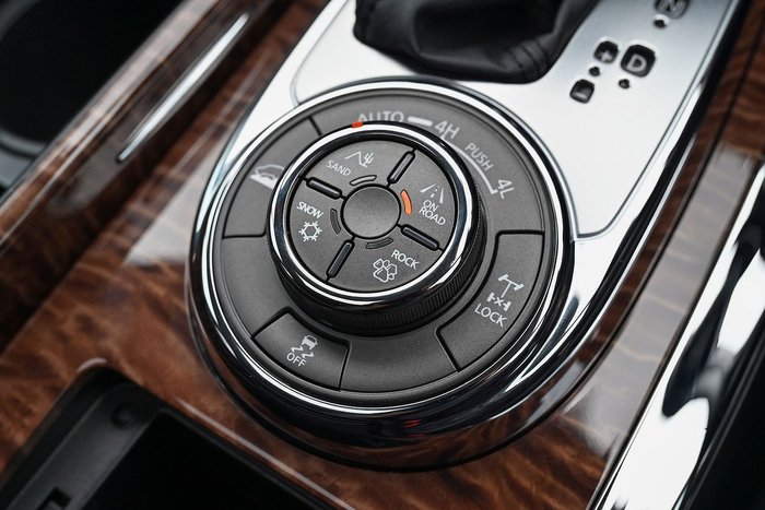 2020 Nissan Patrol Ti-L